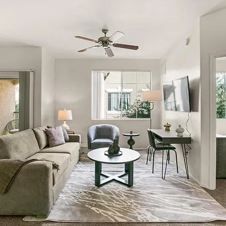 Landing Modern Apartment With Amazing Amenities