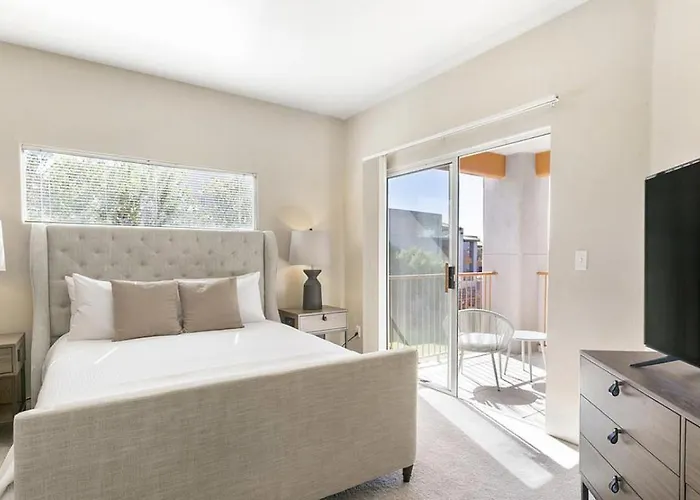 Apartment Landing Modern With Amazing Amenities Tucson